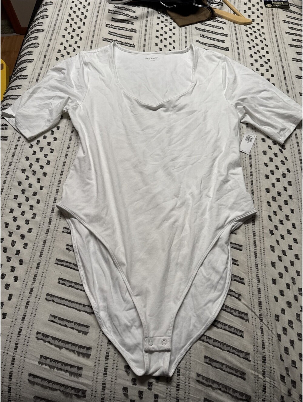 Old navy white body suit soft tee shirt Womens 2x Plus NWT Short Sleeve